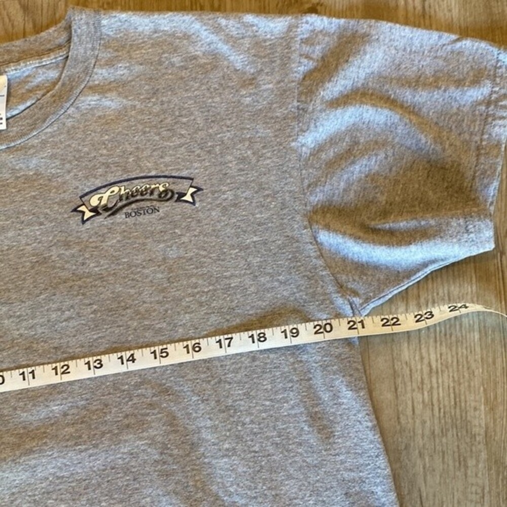 NWOT Authentic CHEERS T-shirt Straight from Boston. Unisex Size Large - Picture 10 of 11
